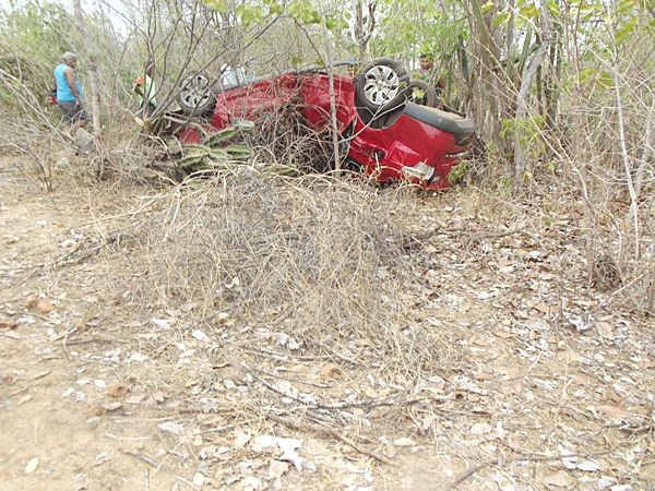 Irmãos morrem em grave acidente na BR-230