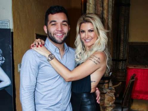 ntonia Fontenelle e Jonathan Costa