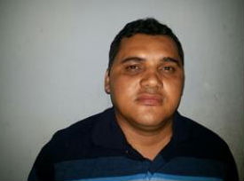 Francivaldo Santana Carlos, de 33 anos
