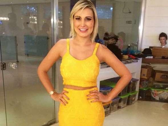 Andressa Urach deixou a RedeTV! para negociar vaga com a Record, diz jornal