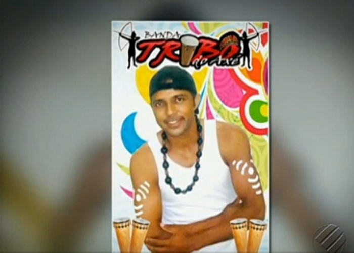 Cantor de axé morre eletrocutado em trio durante show no interior do Pará