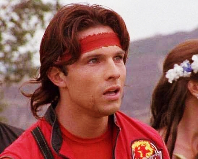 Ator de "Power Rangers", Ricardo Medina, é acusado de matar amigo com golpe de espada