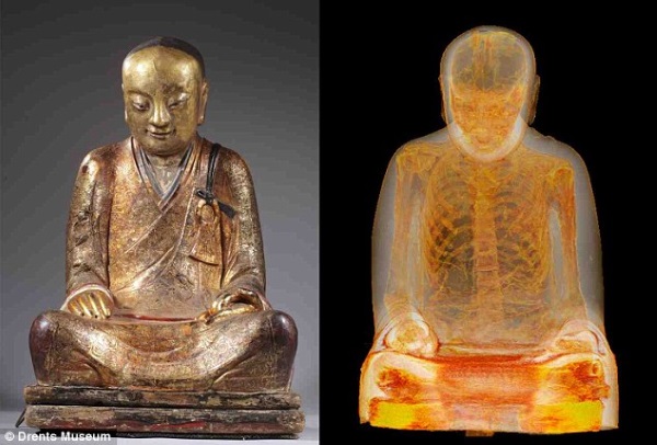 Tomografia em estátua de Buda revela esqueleto humano em estado de meditação e intriga cientistas