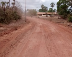Prefeitura investe em melhorias de estradas vicinais em Buriti dos Lopes
