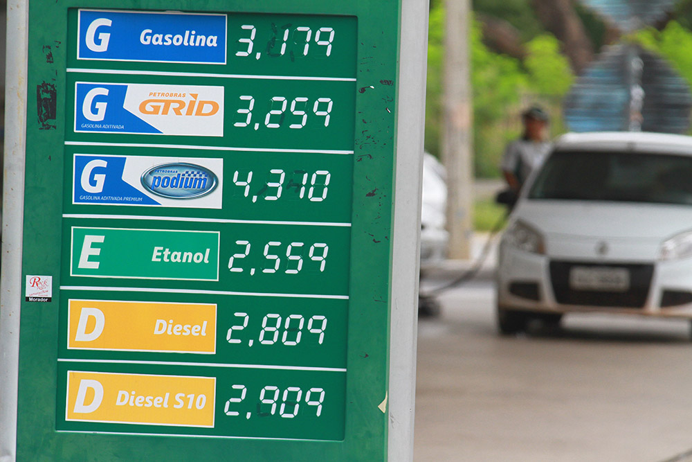 Após reajuste, preço da gasolina chega a R$ 4,31 nos postos de Teresina