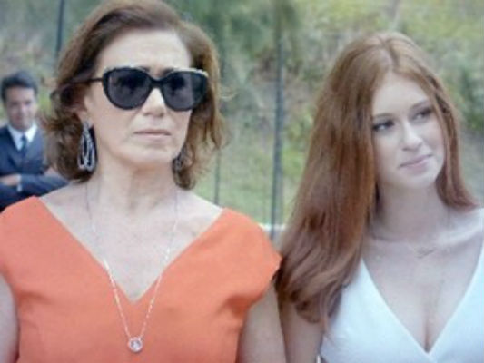 Império: José Alfredo consegue sair da cadeia e dá de cara com Maria Marta e Isis a sua espera