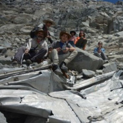 Montanhistas acreditam ter encontrado destroços de avião que sumiu há mais de 50 anos