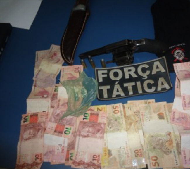 Polícia prende quadrilha, apreende drogas, armas e dinheiro em Esperantina