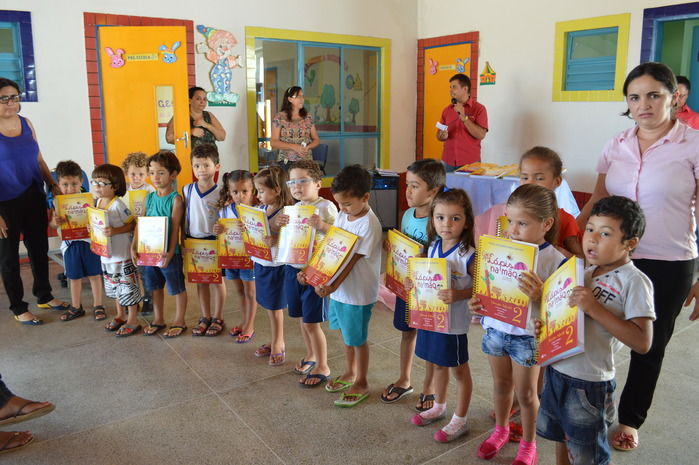 Prefeitura e  Secretaria Municipal de Educação compram livros didáticos para a Educação Infantil  - Imagem 25