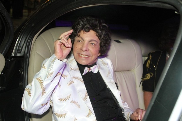 Cauby Peixoto, de 84 anos, está internado em estado grave em hospital de São Paulo