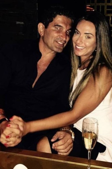 Namorado de Nicole Bahls traiu Roberta Brasil com Juju Salimeni, segundo jornal