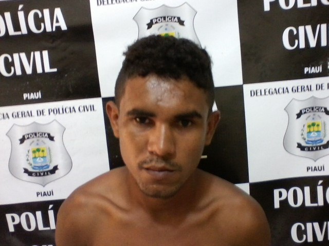 Polícia apreende crack e maconha e prende jovem por tráfico de drogas em José de Freitas
