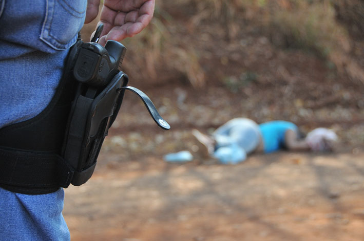 Câmara aprova pena mais rígida e torna assassinato de mulher crime hediondo