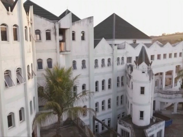 José Rico deixa "castelo" inacabado com mais de 100 quartos no interior de São Paulo