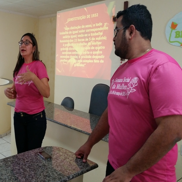O segundo dia em comemoração à semana da mulher teve palestras na Câmara Municipal