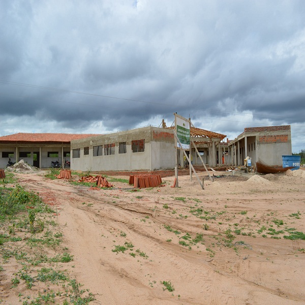 Vila Nova do Piauí: Construção de mais uma Escola Padrão MEC 