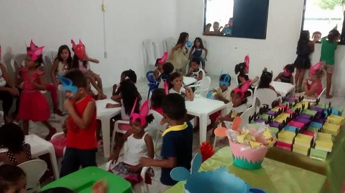 CRAS do Francisco Ayres promove festa de Páscoa para crianças da Brinquedoteca. - Imagem 16
