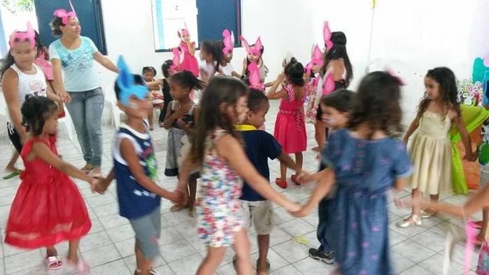 CRAS do Francisco Ayres promove festa de Páscoa para crianças da Brinquedoteca. - Imagem 7
