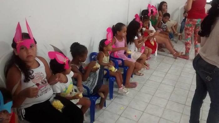 CRAS do Francisco Ayres promove festa de Páscoa para crianças da Brinquedoteca. - Imagem 18