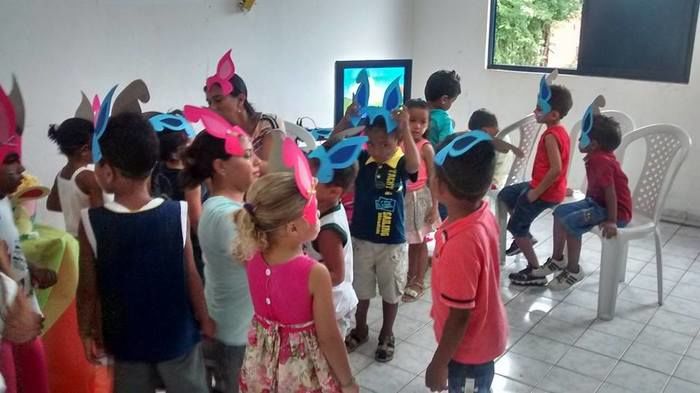 CRAS do Francisco Ayres promove festa de Páscoa para crianças da Brinquedoteca. - Imagem 6