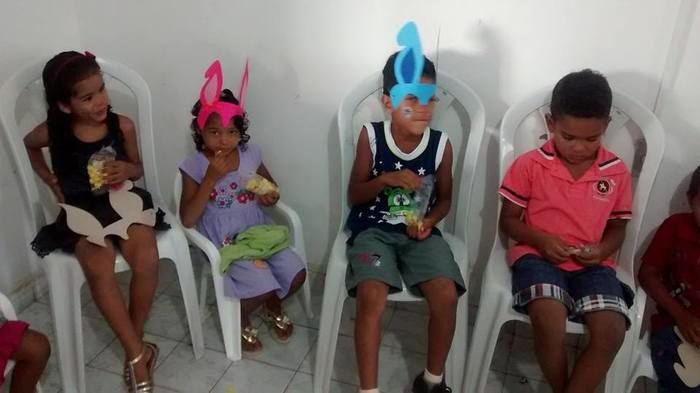 CRAS do Francisco Ayres promove festa de Páscoa para crianças da Brinquedoteca. - Imagem 17