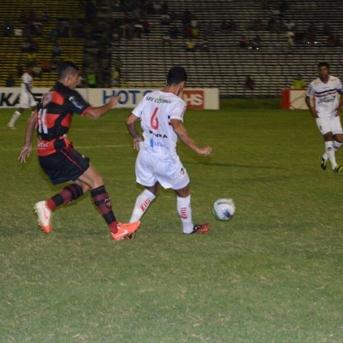 River vence Flamengo do Piauí por 3 a 0 no Albertão e é líder do Piauiense