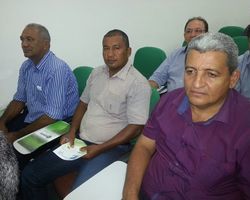 Prefeito Zé Resende participa de reunião dos prefeitos com a Bancada Federal em preparação para a Marcha