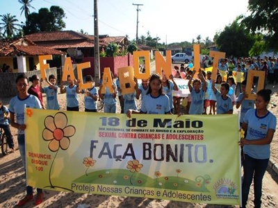 Caminhada sensibiliza população sobre o Dia do Combate à Exploração Sexual de Crianças e Adolescentes em Barra Grande