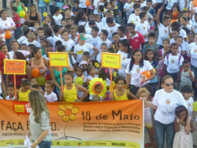 Passeata marca o 18 de Maio em Lagoa do Piauí