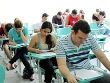 Prefeitura oferece concurso com salário até R$ 2 mil no Piauí