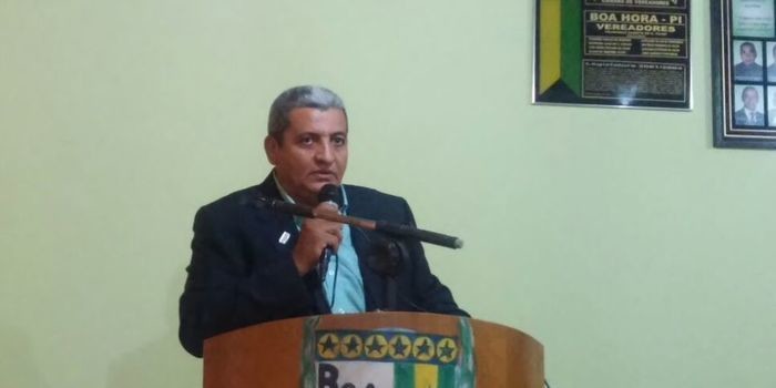 PREFEITO ZÉ RESENDE ENVIA A CÂMARA MUNICIPAL PROJETO DE LEI Nº 003/2015, QUE REGULAMENTA O PISO SALARIAL DOS AGENTES COMUNITÁRIOS DE SAÚDE E DOS AGENT