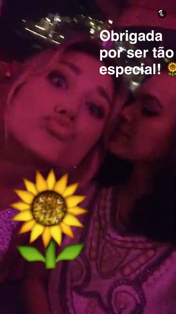 Sasha e Marquezine celebram (Crédito: Reprodução/Snapchat)