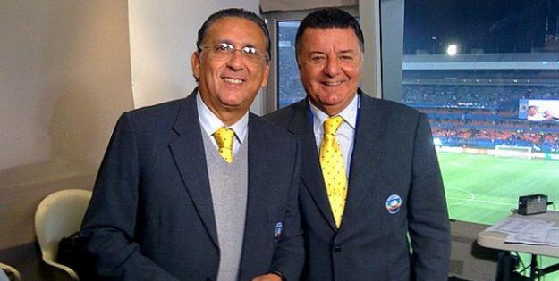 Arnaldo ao lado de Galvão Bueno
