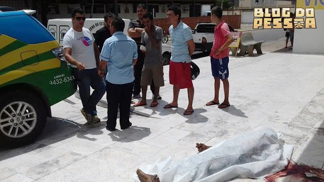 Homem morreu em frente ao hospital (Crédito: Reprodução)