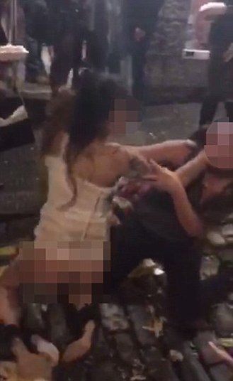 Briga entre mulheres chamou atenção na China (Crédito: Reprodução)
