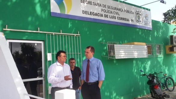 Fábio Abreu em visita à delegacias no Norte do Piauí
