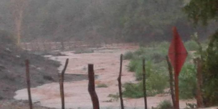 Forte chuva atinge Cajazeiras durante esta tarde de Quarta - Feira