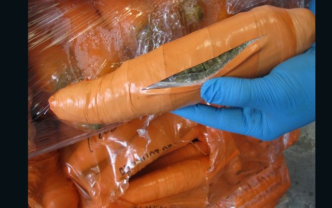 Drogas estavam escondidas em "cenouras"