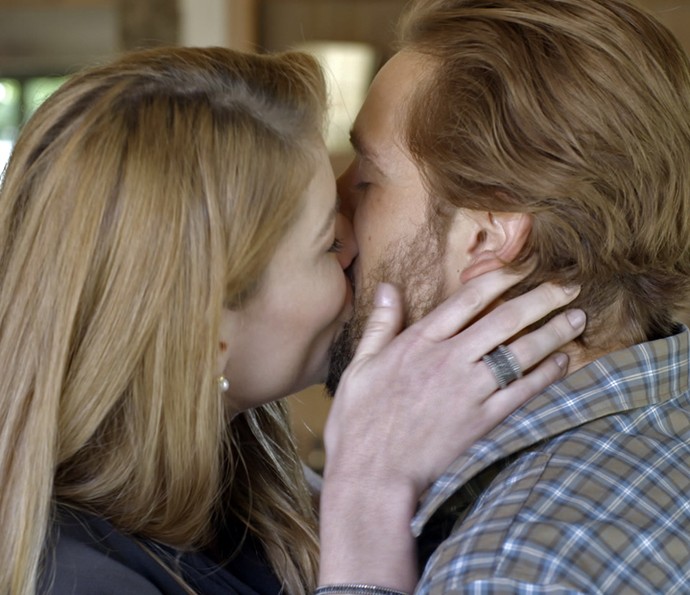 Lívia e Felipe surpreendem Melissa e Pedro (Crédito: Divulgação)