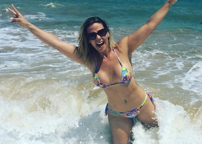 Carla Perez está com tudo em cima (Crédito: Reprodução/ Instagram )
