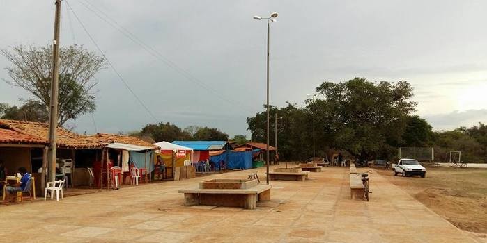 Prefeito Tonho Veríssimo inaugura praça na zona rural do municipio