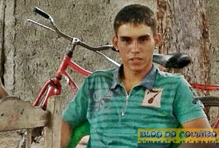 Motociclista fica ferido em acidente (Crédito: Blog do Coveiro)
