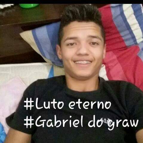 Nas redes sociais, amigos e familiares lamentaram a morte de Gabriel