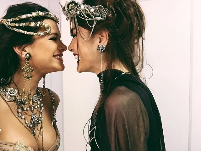 Bruna Marquezine e Maria Casadevall (Crédito: Reprodução)
