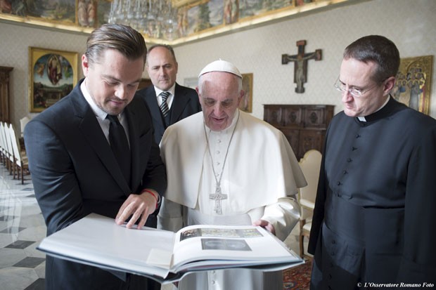 Leonardo DiCaprio e Papa Francisco (Crédito: Reprodução)