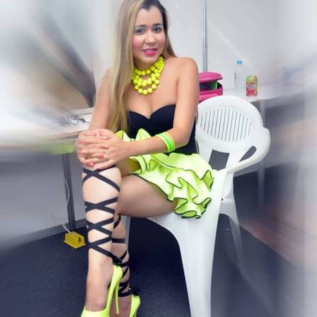 Carla é cantora e mora na Bahia (Crédito: Divulgação)