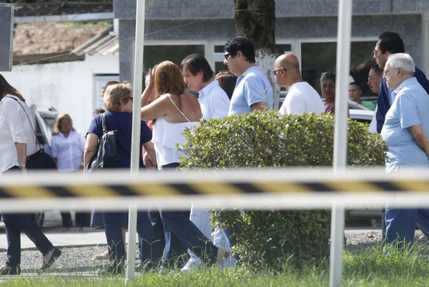 Sobrinha de Roberto Carlos morre e é enterrada no Rio (Crédito: Ag news)