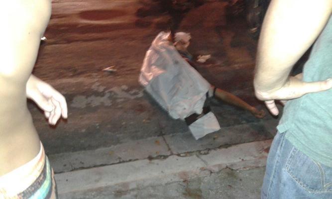Homem foi morto por populares