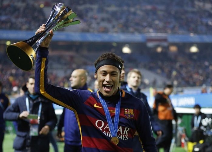 Neymar só perde para Messi no mercado