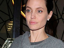 Angelina Jolie perde 4 quilos após separação de Brad Pitt